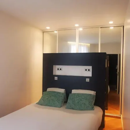 Comfortable Near The Eiffel Tower * Paris